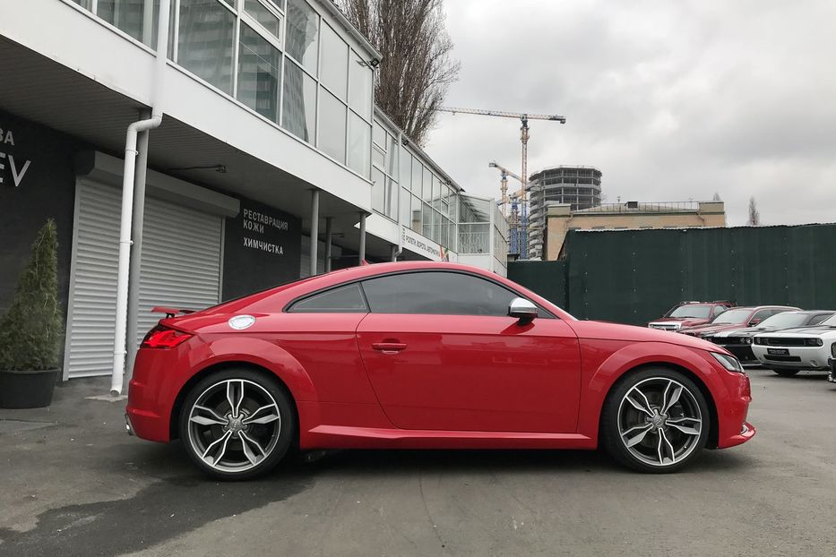 Продам Audi TTS 2,0TFSI 2015 года в Киеве