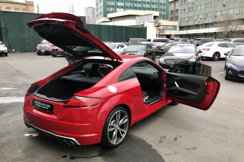 Продам Audi TTS 2,0TFSI 2015 года в Киеве