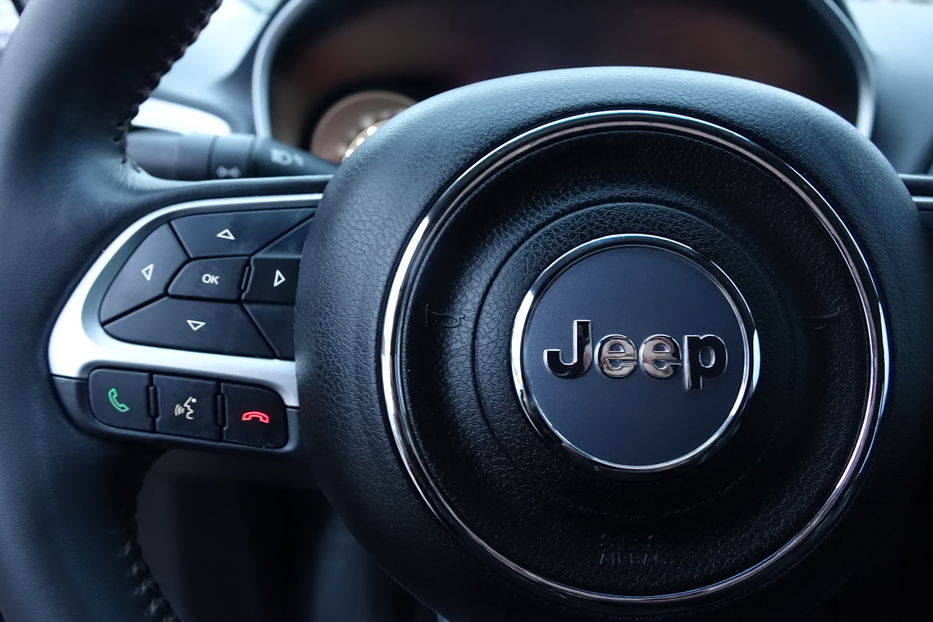 Продам Jeep Compass LIMITED FULL 2017 года в Одессе