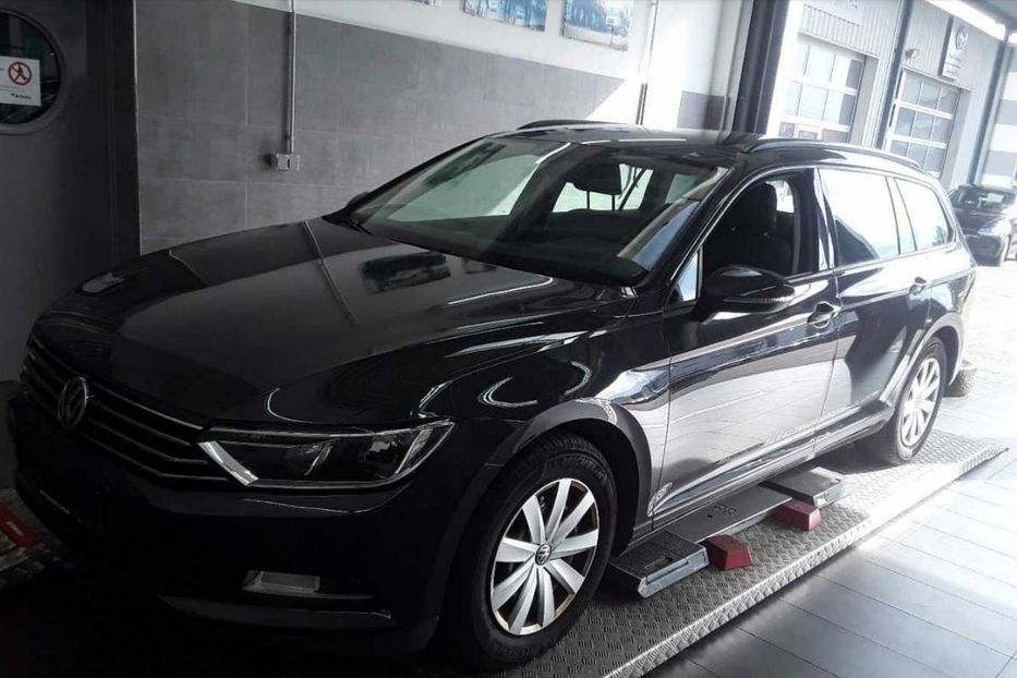 Продам Volkswagen Passat B8 2.0 BLUEMOTION в м. Львів 2016 года в Львове