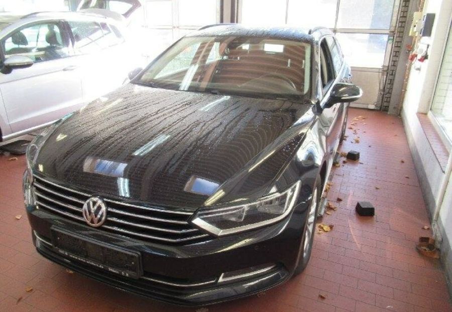 Продам Volkswagen Passat B8 2.0 BLUEMOTION в м. Львів 2017 года в Львове