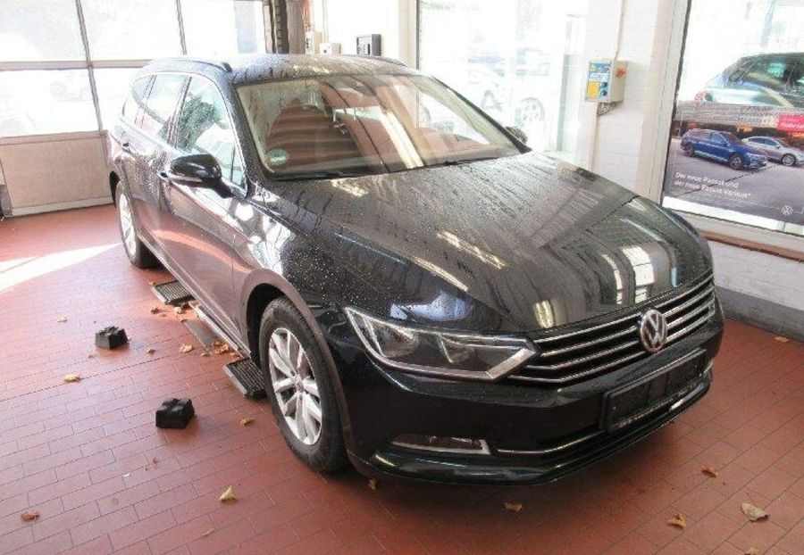 Продам Volkswagen Passat B8 2.0 BLUEMOTION в м. Львів 2017 года в Львове