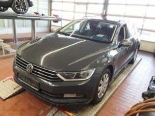 Продам Volkswagen Passat B8 2.0 BLUEMOTION Львів  без підк 2016 года в Львове