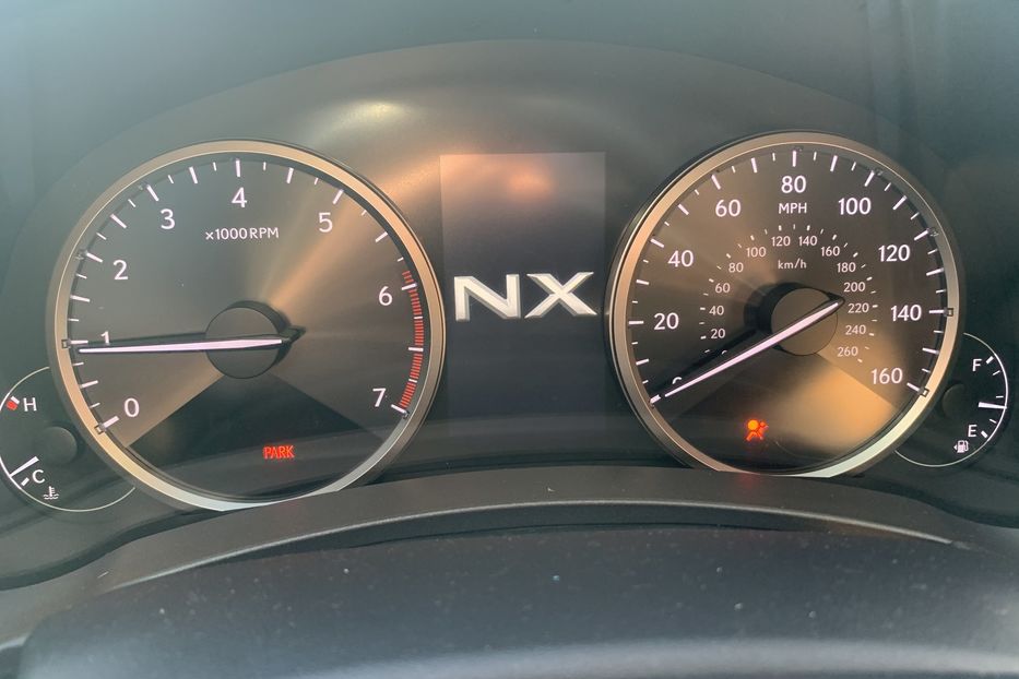 Продам Lexus NX 200 2015 года в Одессе
