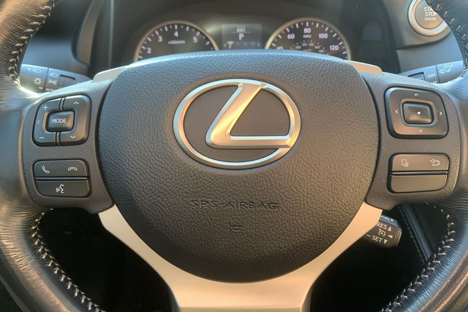 Продам Lexus NX 200 2015 года в Одессе