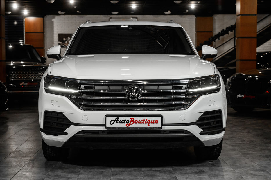 Продам Volkswagen Touareg 2019 года в Одессе