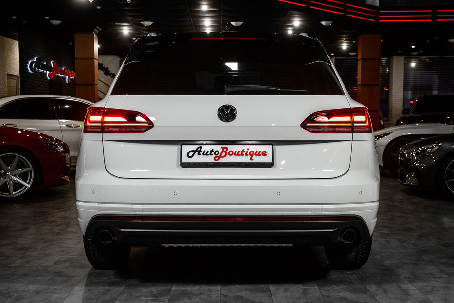 Продам Volkswagen Touareg 2019 года в Одессе