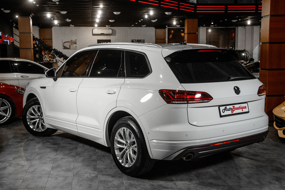 Продам Volkswagen Touareg 2019 года в Одессе