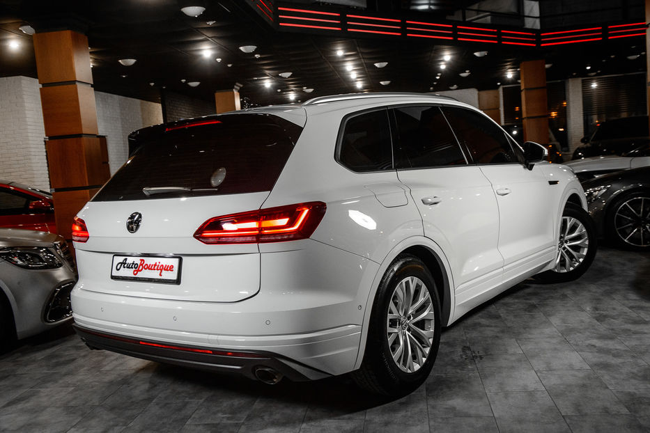 Продам Volkswagen Touareg 2019 года в Одессе