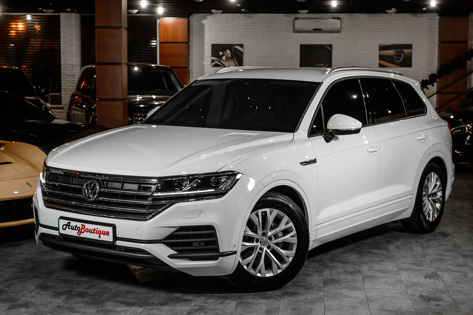 Продам Volkswagen Touareg 2019 года в Одессе