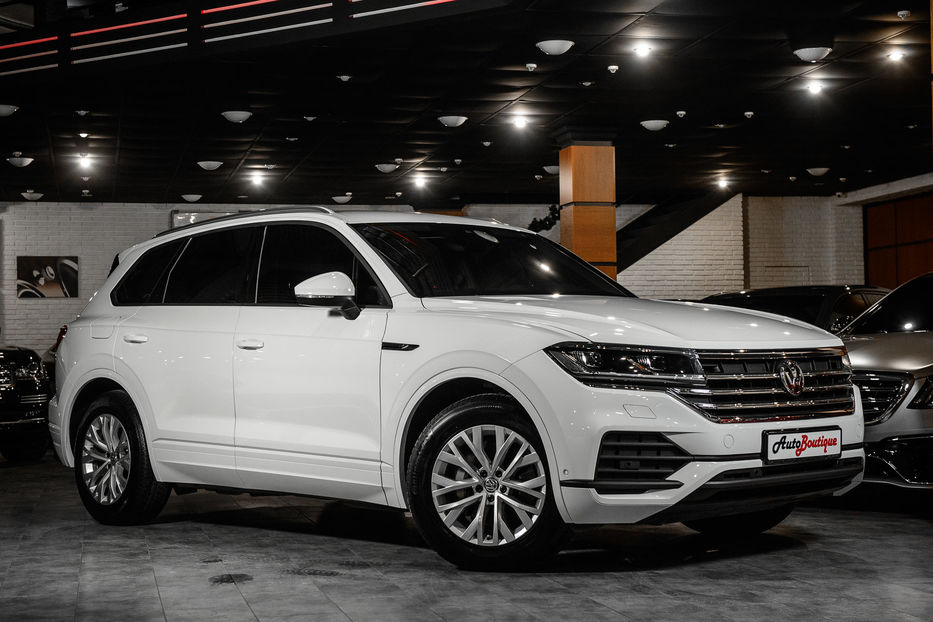 Продам Volkswagen Touareg 2019 года в Одессе