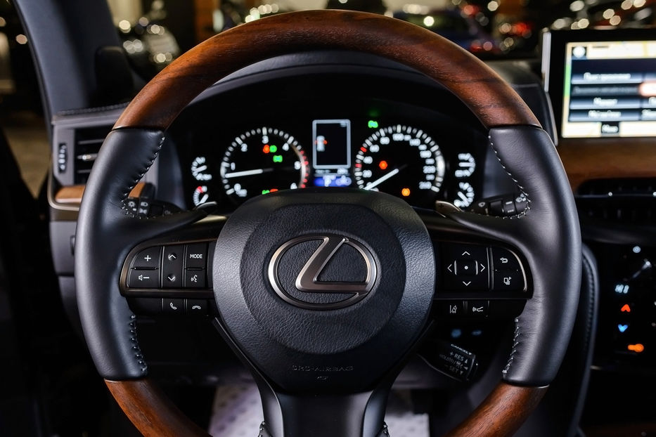 Продам Lexus LX 450 2018 года в Одессе