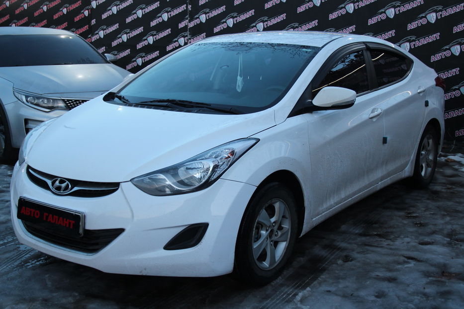 Продам Hyundai Avante lpi 2013 года в Одессе