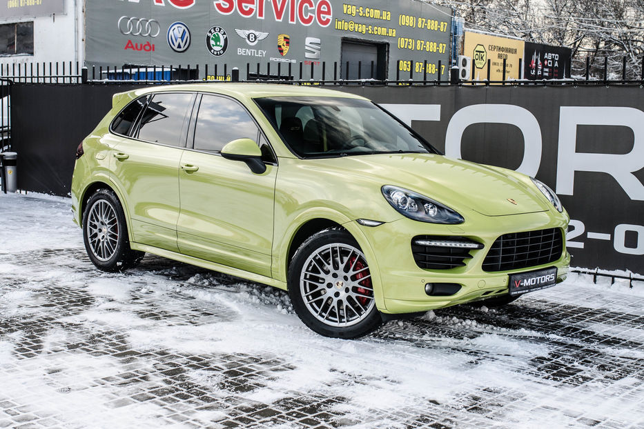 Продам Porsche Cayenne GTS 2014 года в Киеве