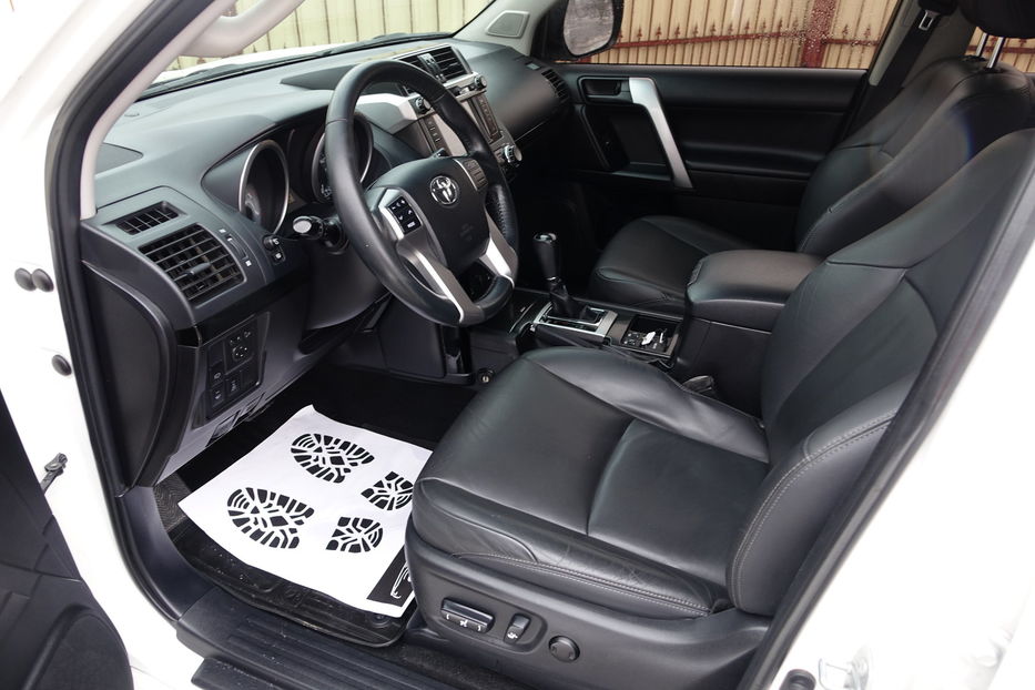 Продам Toyota Land Cruiser Prado DIESEL 2015 года в Одессе
