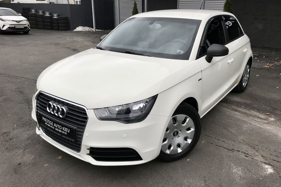 Продам Audi A1 TFSI S Line 2012 года в Киеве