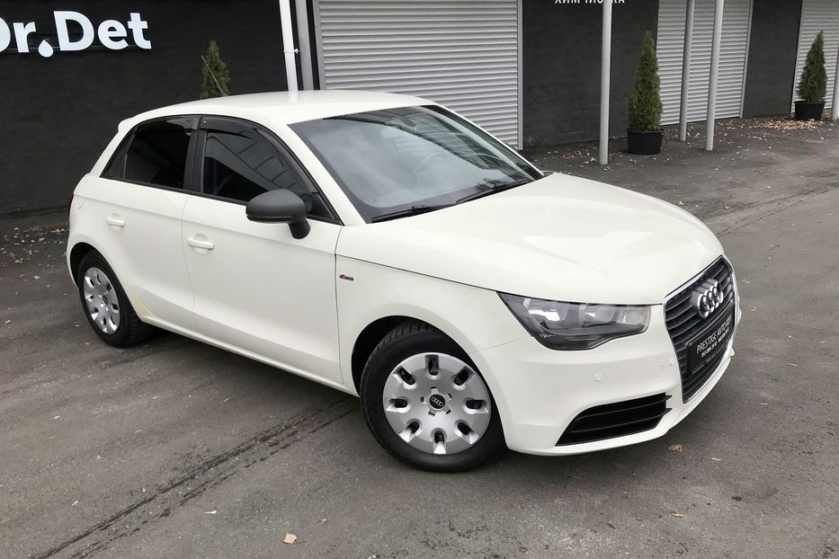 Продам Audi A1 TFSI S Line 2012 года в Киеве