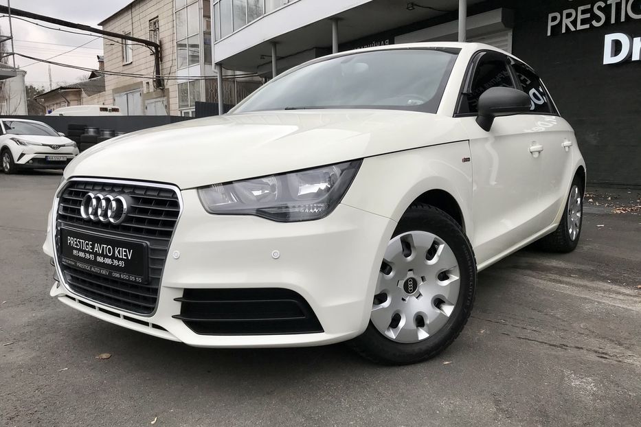 Продам Audi A1 TFSI S Line 2012 года в Киеве