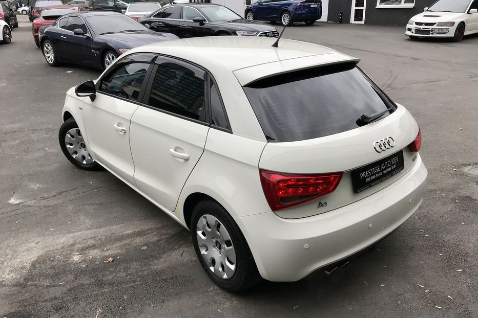 Продам Audi A1 TFSI S Line 2012 года в Киеве