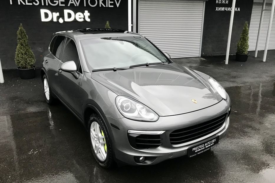 Продам Porsche Cayenne S HYBRID 2015 года в Киеве