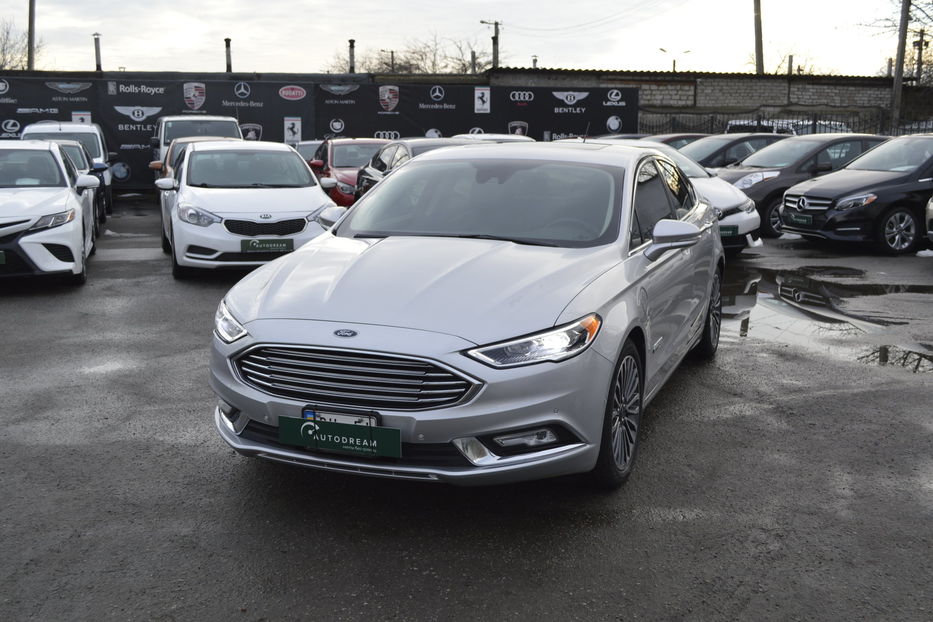 Продам Ford Fusion HYBRID Plug-in Titanium 2016 года в Одессе