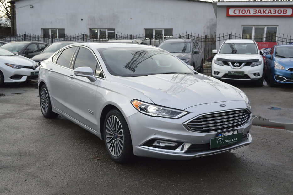 Продам Ford Fusion HYBRID Plug-in Titanium 2016 года в Одессе