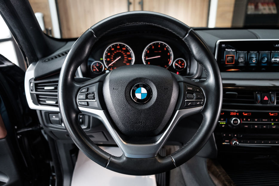 Продам BMW X5 S drive 2017 года в Одессе