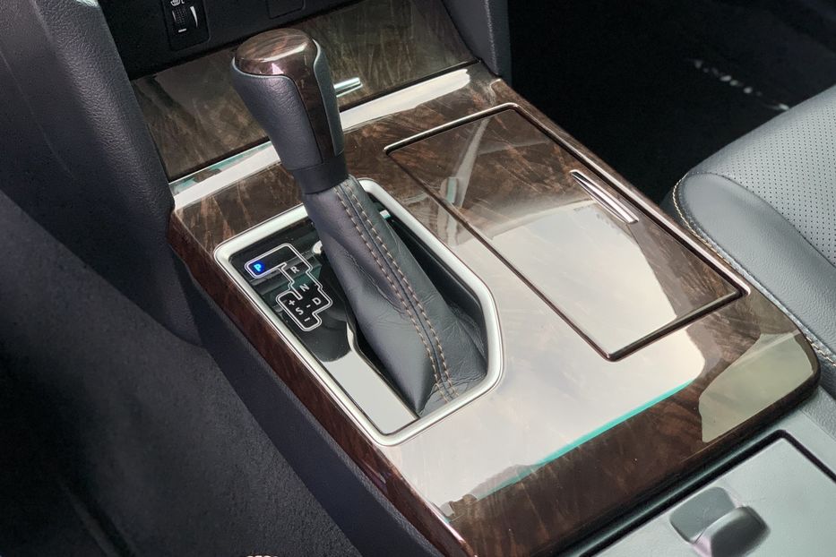 Продам Toyota Camry Premium 35th 2017 года в Киеве