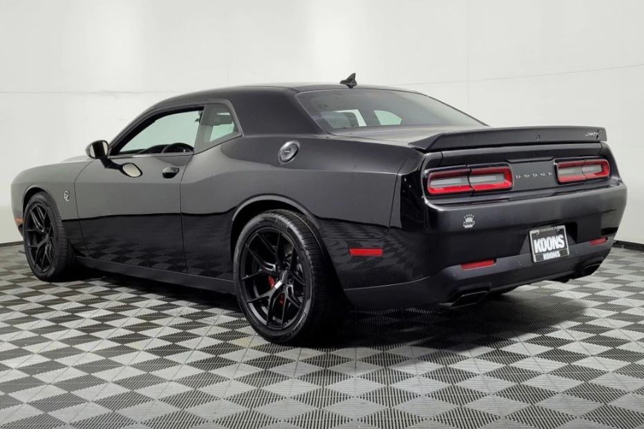 Продам Dodge Challenger Hellcat 2021 года в Киеве