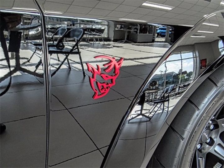 Продам Dodge Challenger Demon SRT 2021 года в Киеве