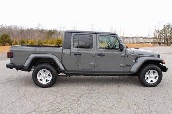 Продам Jeep Wrangler Gladiator 2021 года в Киеве