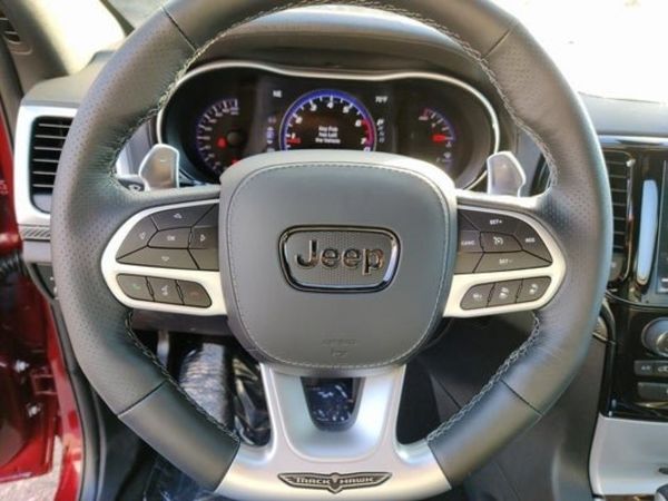 Продам Jeep Grand Cherokee Trackhawk 2021 года в Киеве