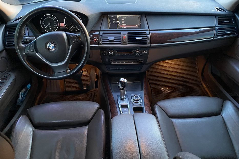 Продам BMW X5 2010 года в Одессе