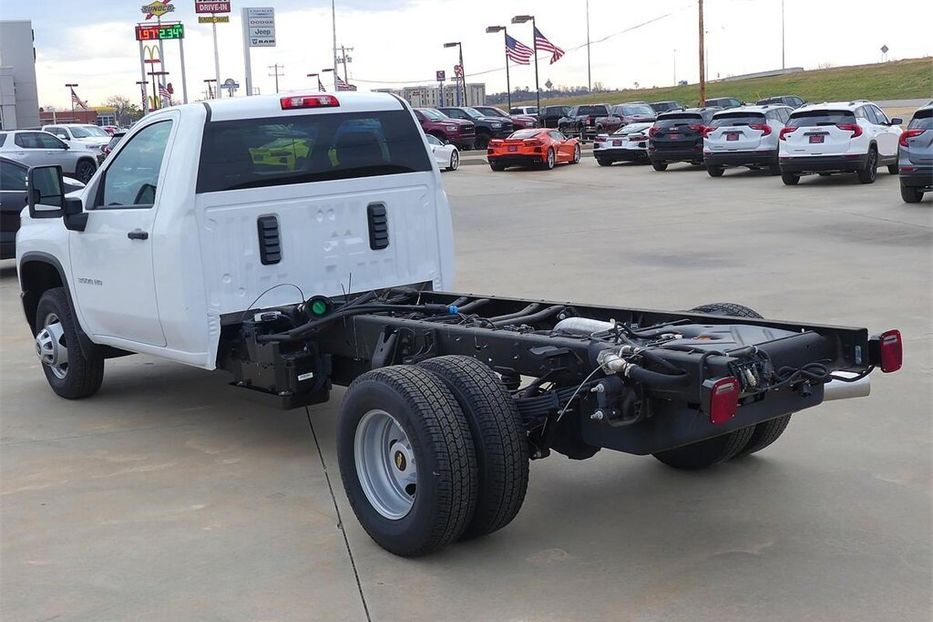 Продам Chevrolet Silverado 3500HD 2021 года в Киеве