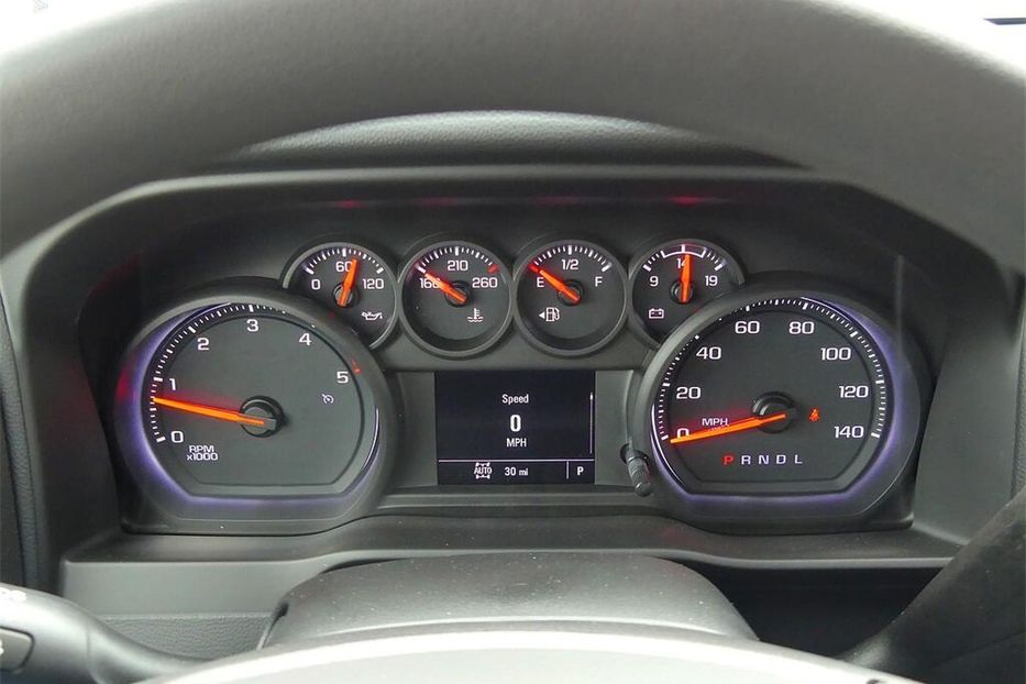 Продам Chevrolet Silverado 3500HD 2021 года в Киеве