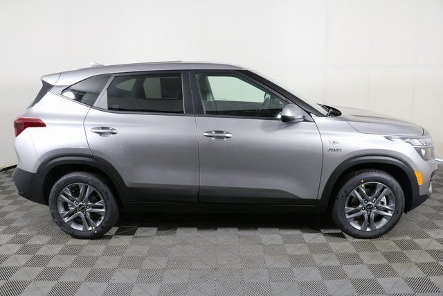 Продам Kia Sportage Kia Seltos LX 2021 года в Киеве