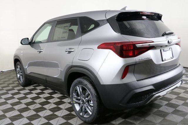 Продам Kia Sportage Kia Seltos LX 2021 года в Киеве