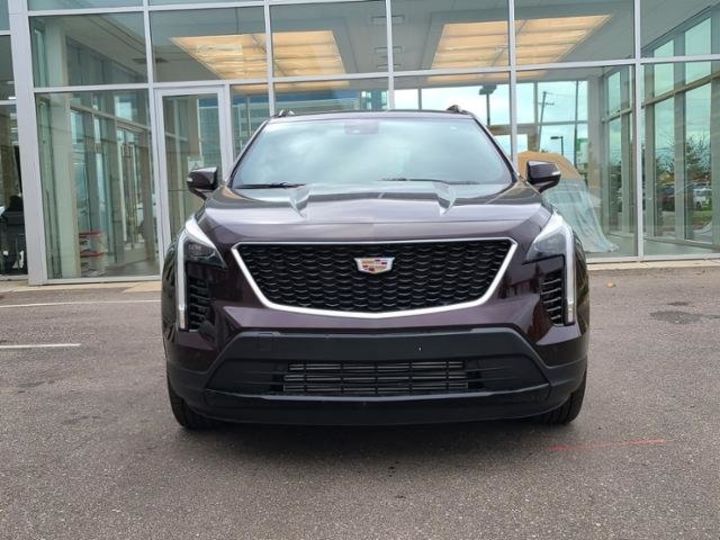 Продам Cadillac XTS XT4 2021 2021 года в Киеве