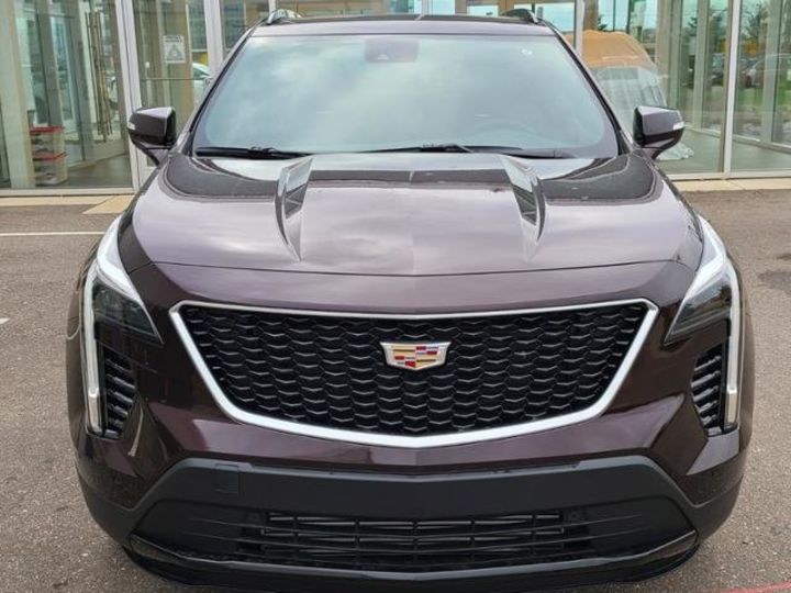 Продам Cadillac XTS XT4 2021 2021 года в Киеве