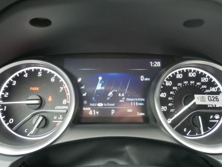 Продам Toyota Camry AWD 2021 года в Киеве