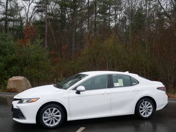 Продам Toyota Camry AWD 2021 года в Киеве