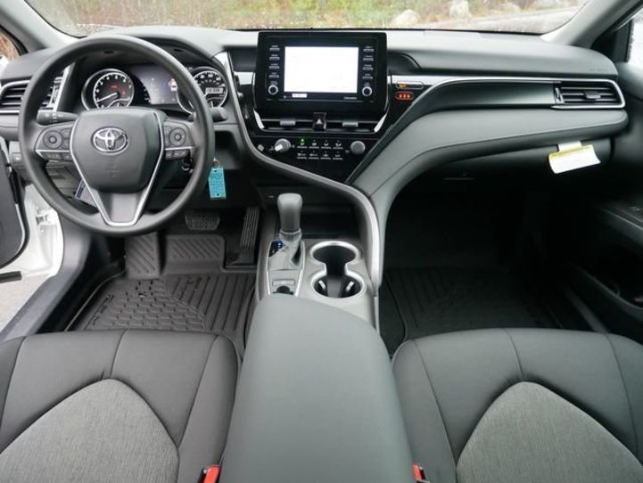 Продам Toyota Camry AWD 2021 года в Киеве