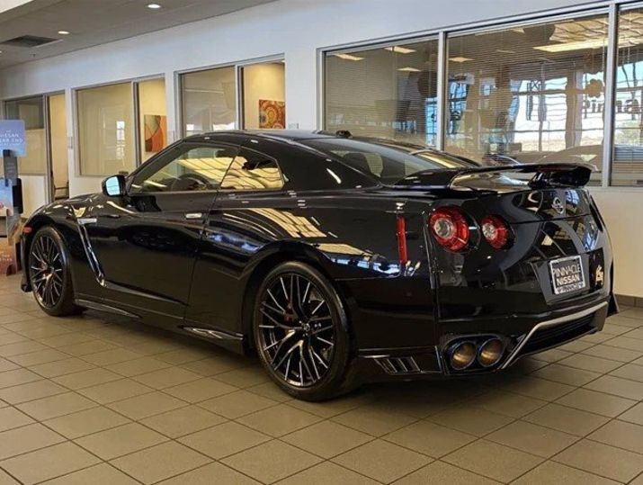 Продам Nissan GT-R Premium 2021 года в Киеве