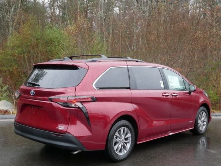 Продам Toyota Sienna Hybrid 2021 года в Киеве