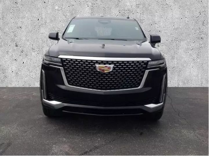 Продам Cadillac Escalade ESV Premium Luxury 2021 года в Киеве