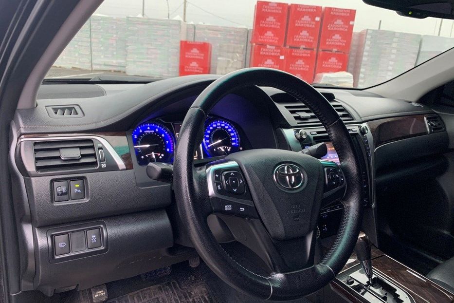 Продам Toyota Camry 2015 года в Николаеве