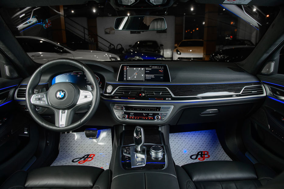 Продам BMW 730 M D XDrive 2019 года в Одессе