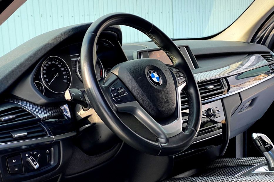 Продам BMW X5 2017 года в Днепре