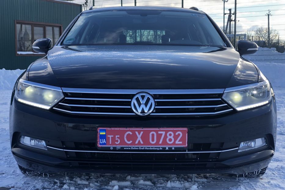 Продам Volkswagen Passat B8 Comfortline LED Nekrashen 2016 года в Житомире