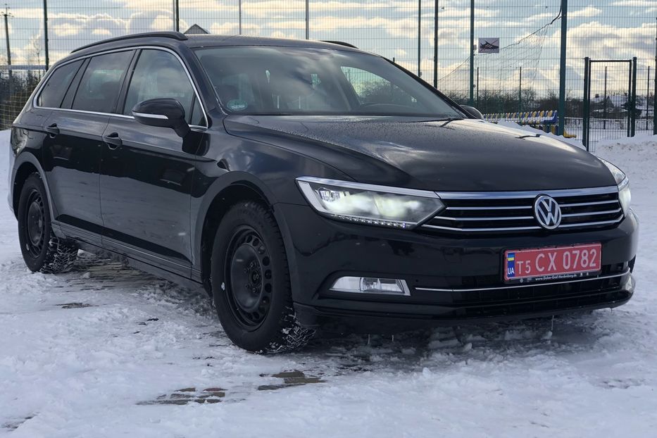 Продам Volkswagen Passat B8 Comfortline LED Nekrashen 2016 года в Житомире